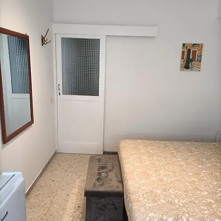 בית הארחה Tarajalluxuryroom גראן טאראחל