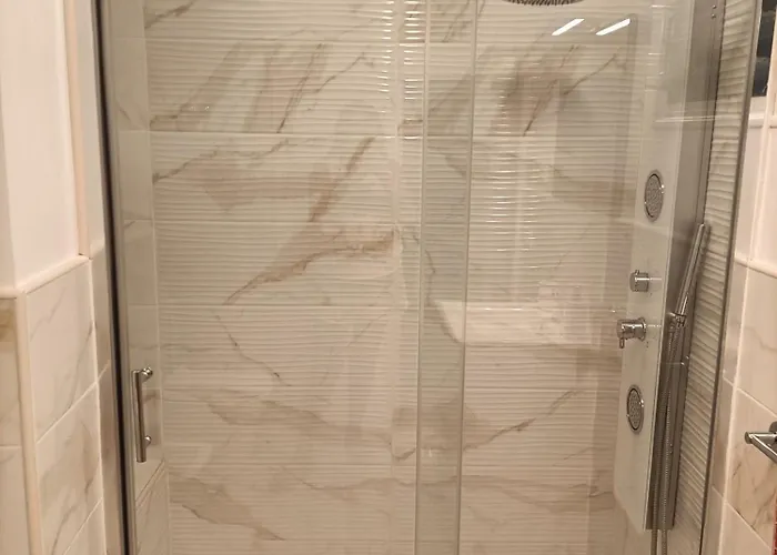 Tarajalluxuryroom בית הארחה