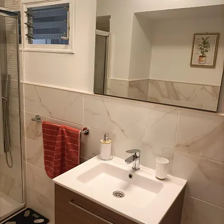 Tarajalluxuryroom 招待所 格兰塔拉雅